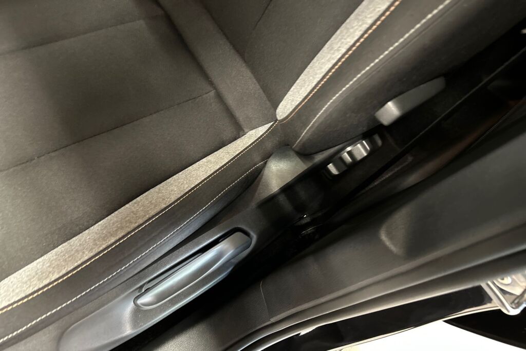 Skoda Kamiq 2024 1.0 TSI 116 Selection DSG Autom.