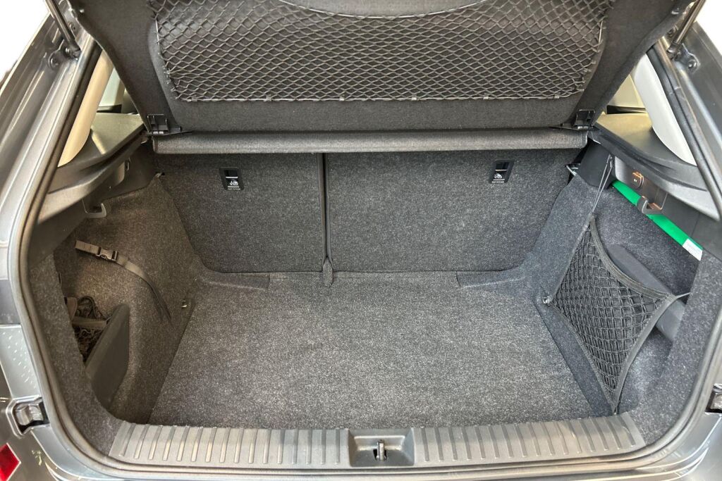 SKODA Kamiq 2024 1.0 TSI 116 Selection DSG Autom.