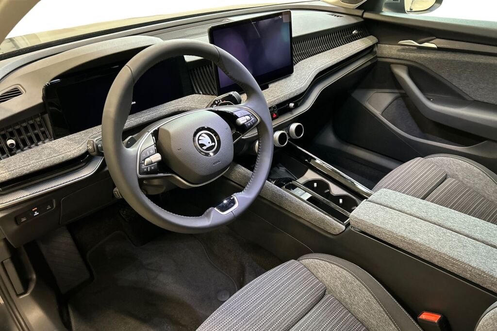 Skoda Superb 2025 Combi 1.5 TSI PHEV Style DSG Autom.