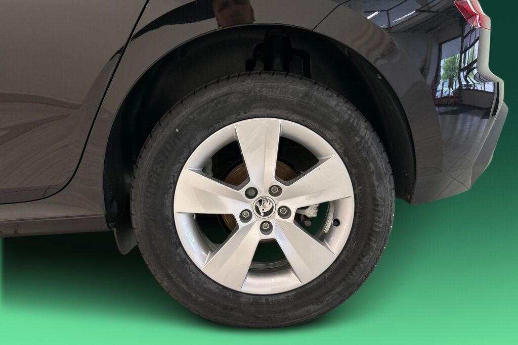 Skoda Kamiq 2024 1.0 TSI 116 Selection DSG Autom.