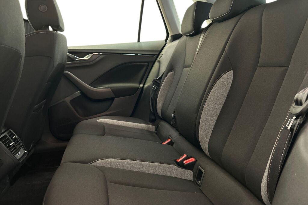 Skoda Kamiq 2024 1.0 TSI 116 Selection DSG Autom.