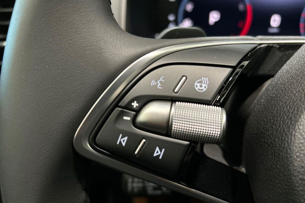 Skoda Karoq 2026 1.5 TSI Style DSG Autom.