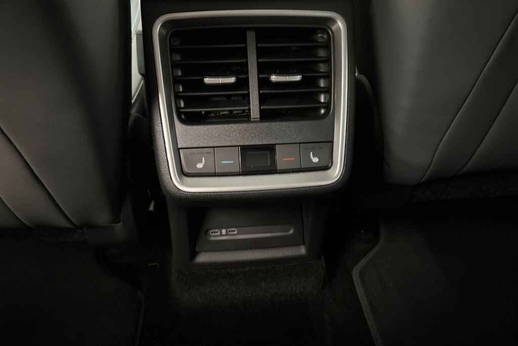Skoda Enyaq 2026 85x 4x4 Style