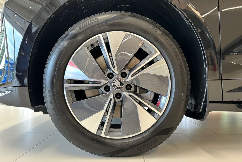 Skoda Enyaq 2026 85x 4x4 Style