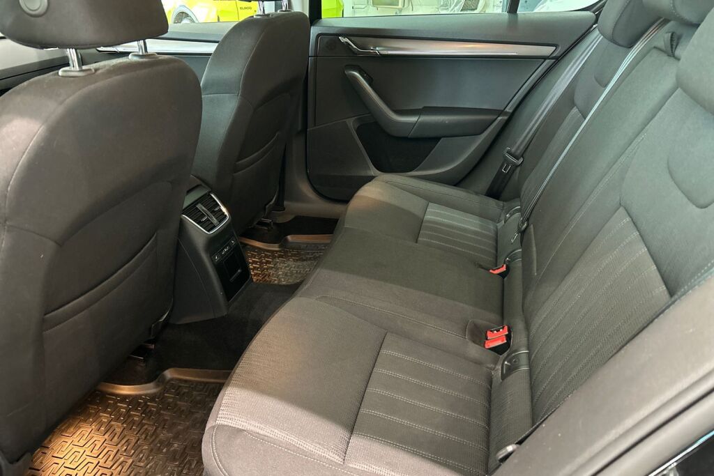 SKODA OCTAVIA 2019 1,0 TSI Style DSG Autom.