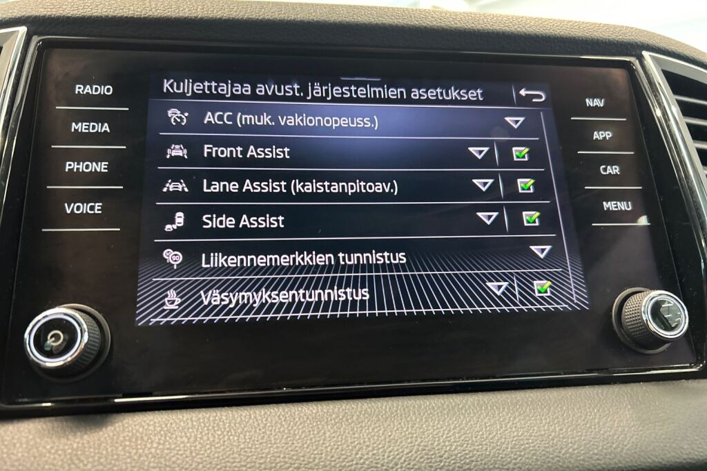 Skoda Karoq 2021 1,5 TSI Style BusinessLine DSG Autom.
