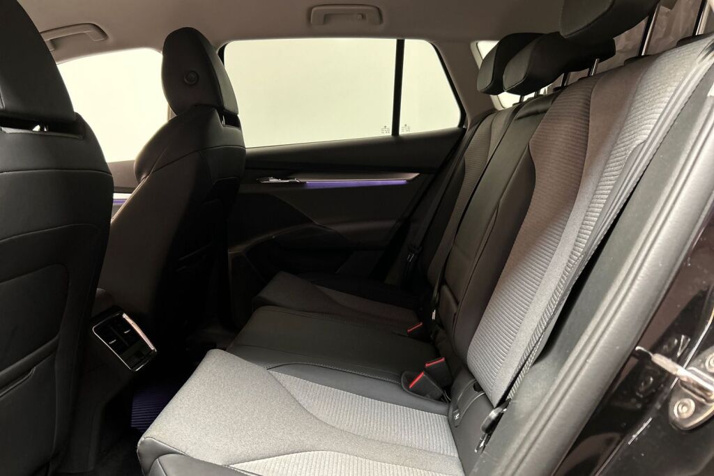 Skoda Enyaq 2021 80 iV