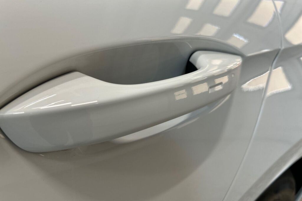 Skoda Superb 2026 Combi 1.5 TSI PHEV Selection DSG Autom.