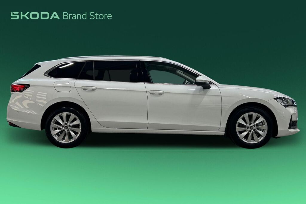 Skoda Superb 2026 Combi 1.5 TSI PHEV Selection DSG Autom.