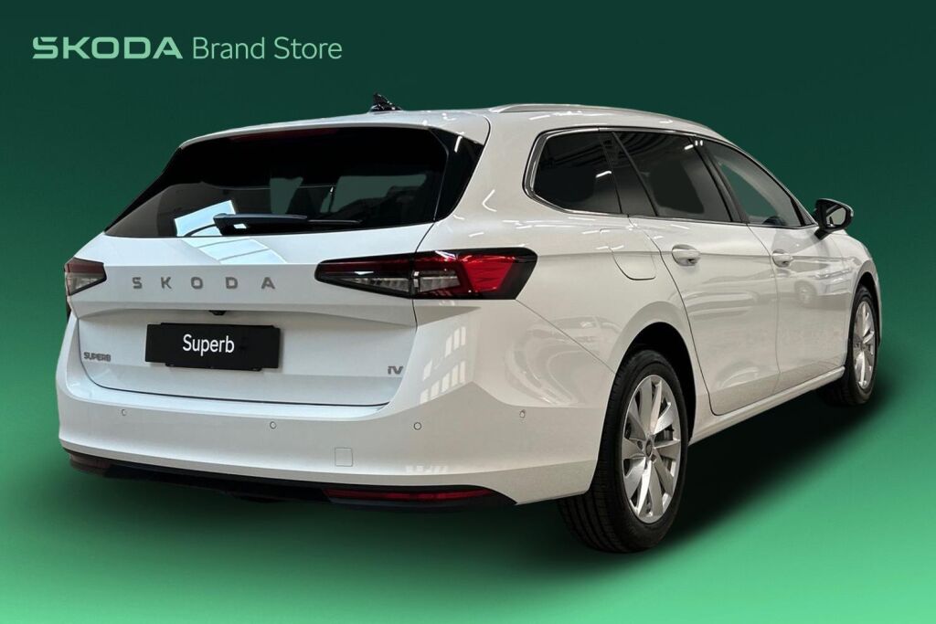 Skoda Superb 2026 Combi 1.5 TSI PHEV Selection DSG Autom.