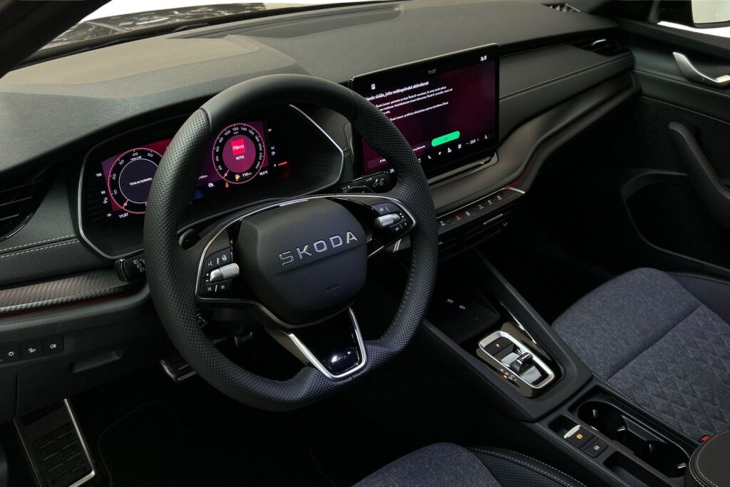 Skoda Octavia 2025 1.5 TSI 150 SportLine eTEC DSG Autom.