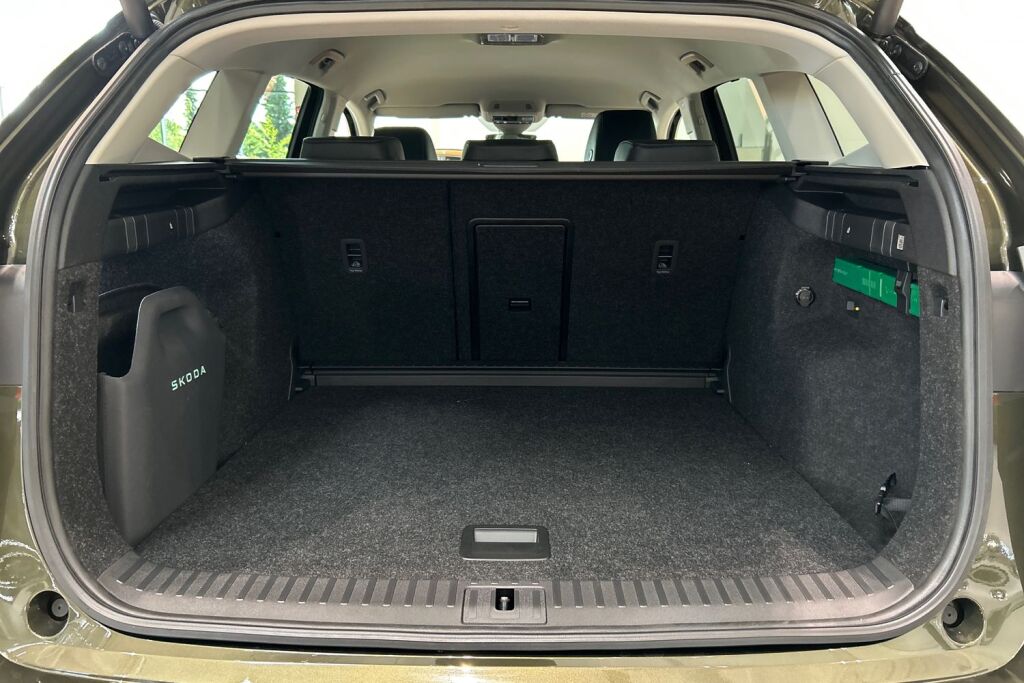 Skoda Enyaq 2025 85x 4x4 Style