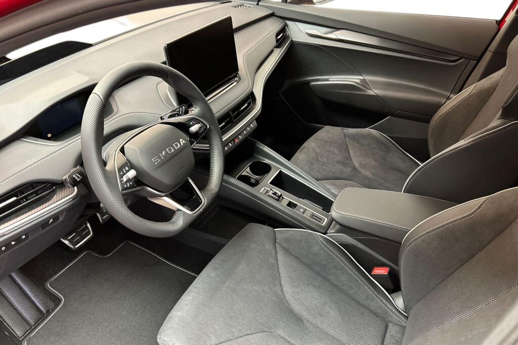 Skoda Elroq 2025 85 SportLine