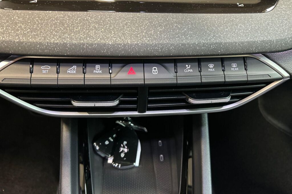Skoda Octavia 2026 OCTAVIA Farmari (AC) 5ov 1498cm3 A