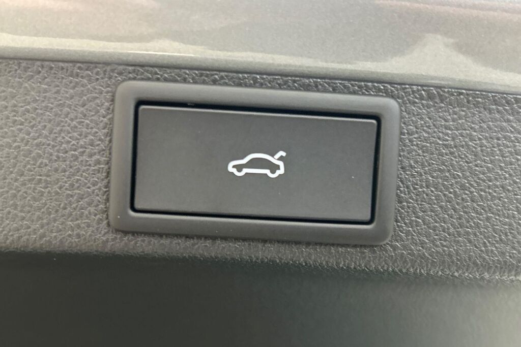 Skoda Octavia 2026 OCTAVIA Farmari (AC) 5ov 1498cm3 A