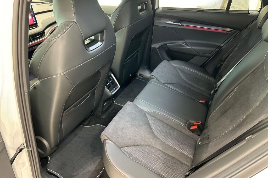 Skoda Enyaq 2026 85 SportLine