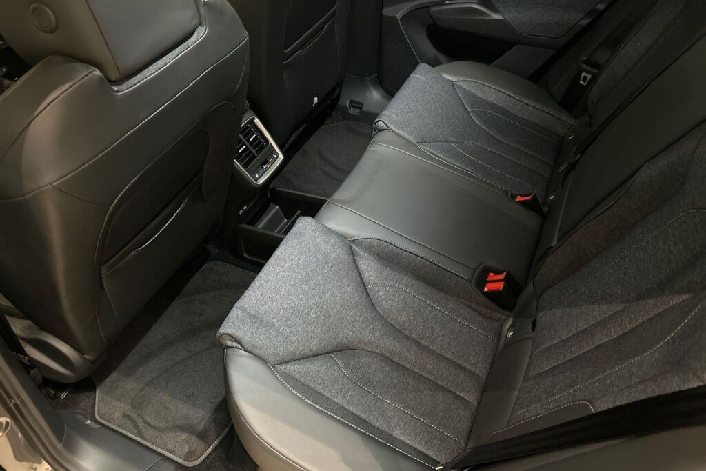 Skoda Elroq 2026 85x 4x4 Style