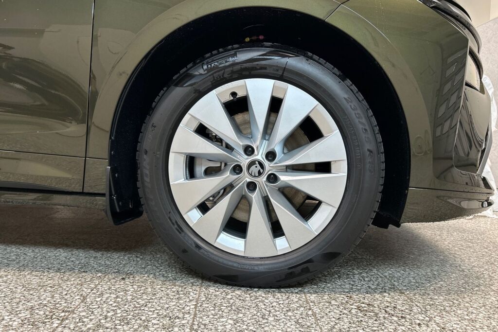 Skoda Enyaq 2026 85x 4x4 Style