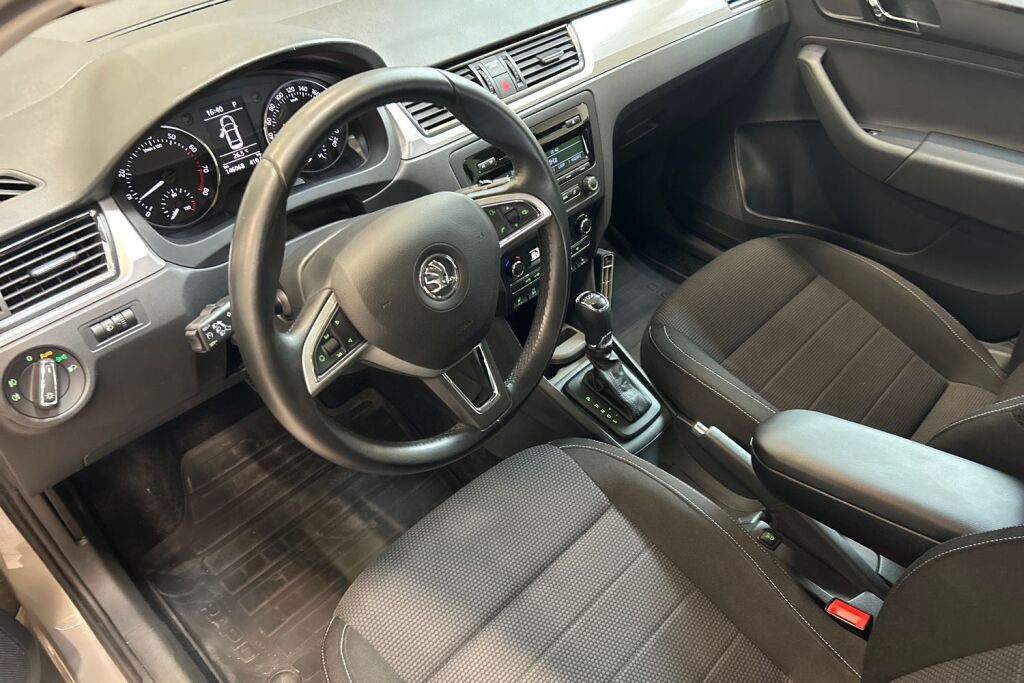SKODA RAPID 2014 1,4 TSI Elegance DSG Autom.