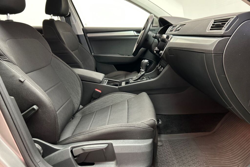 SKODA Superb 2018 2,0 TDI 190 4x4 Ambition BusinessLine DSG Autom.