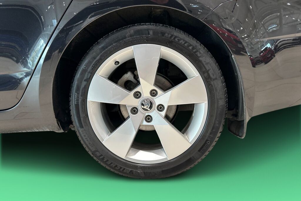 SKODA OCTAVIA 2020 Combi 1,5 TSI Style BusinessLine DSG Autom.
