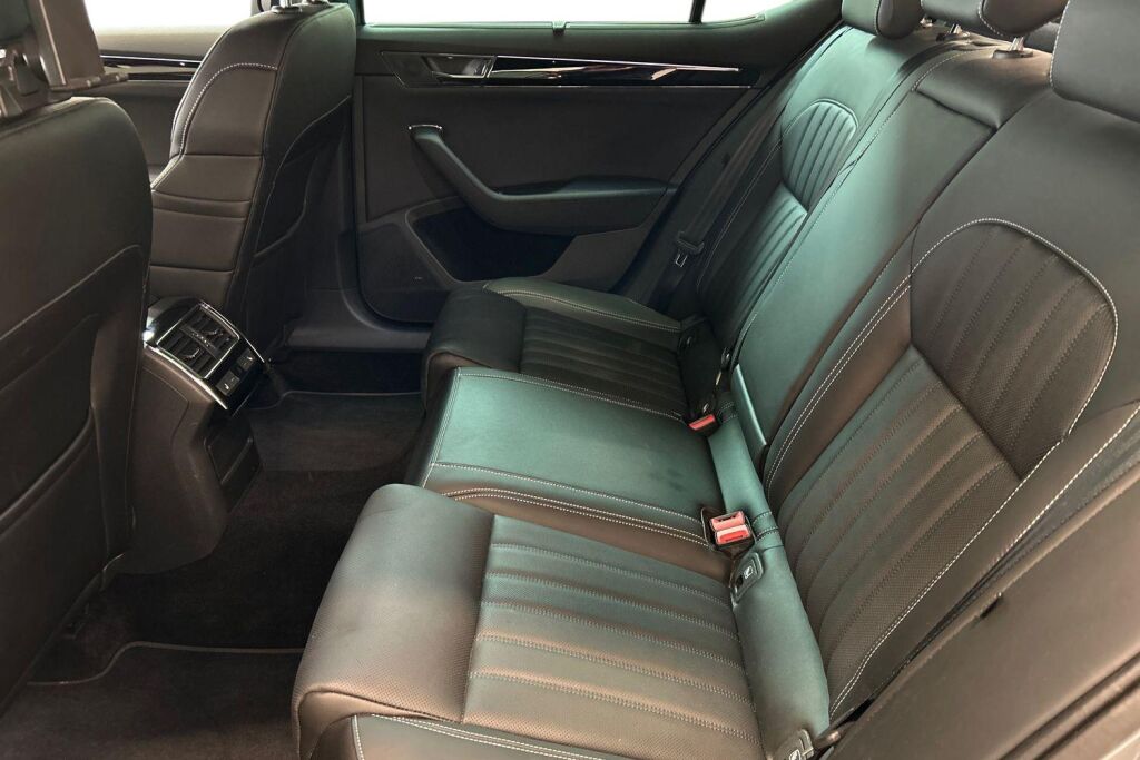 Skoda Superb 2020 1,4 TSI PHEV L&K iV DSG Autom.