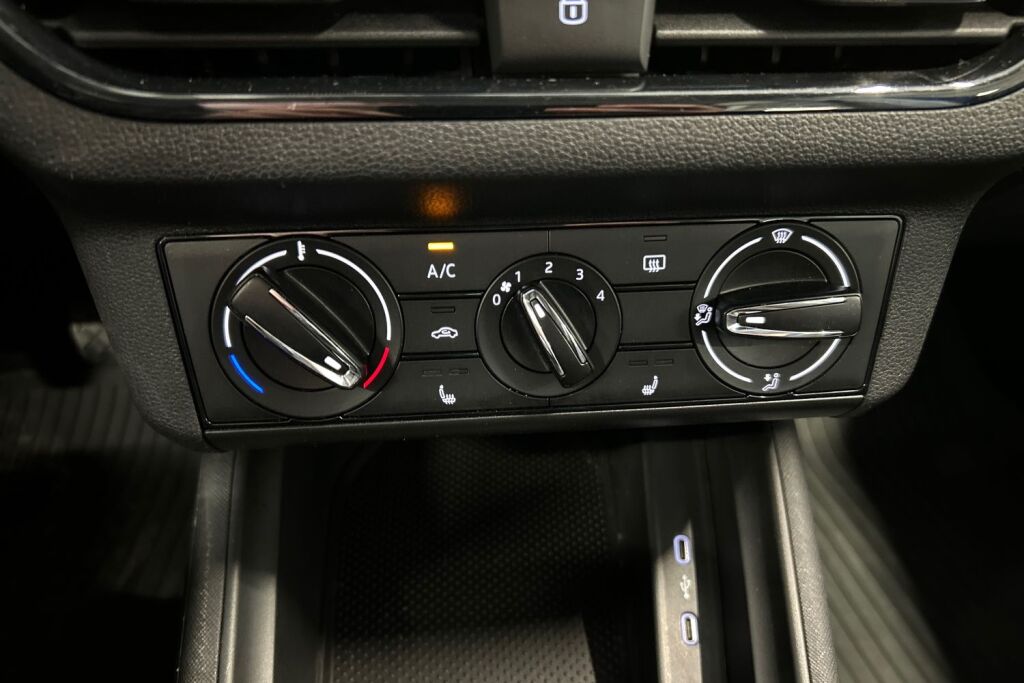 Skoda Kamiq 2022 1.0 TSI 110 Active
