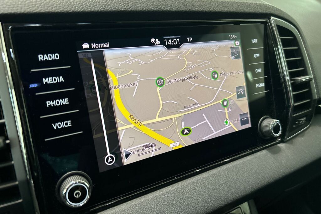 Skoda Karoq 2023 1.5 TSI Style DSG Autom.