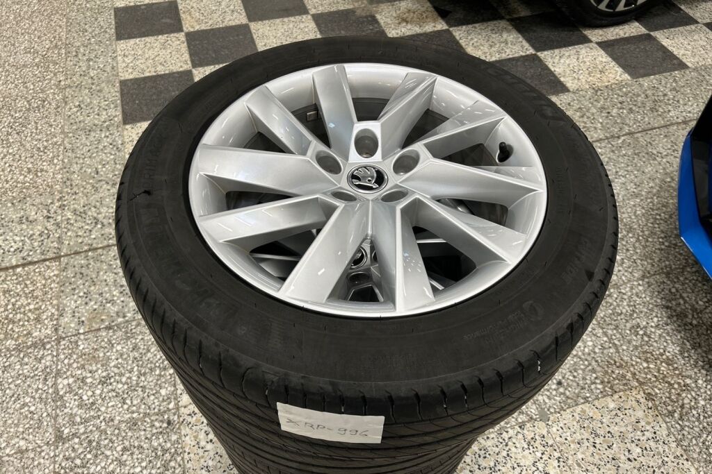 Skoda Superb 2023 1.4 TSI PHEV Style iV DSG Autom.