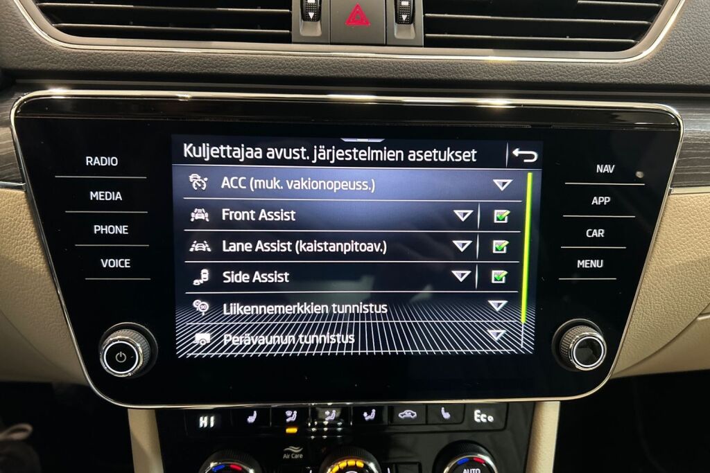 Skoda Superb 2023 1.4 TSI PHEV Style iV DSG Autom.