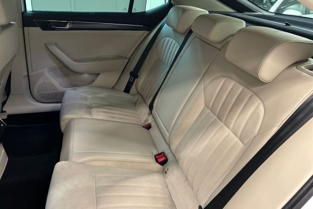 Skoda Superb 2023 1.4 TSI PHEV Style iV DSG Autom.