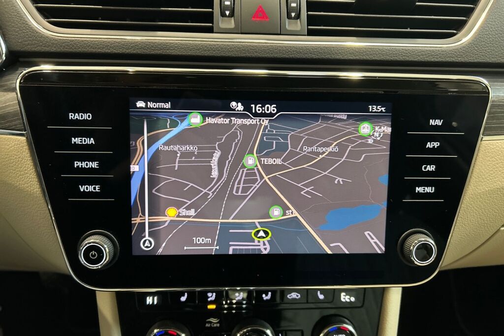 Skoda Superb 2023 1.4 TSI PHEV Style iV DSG Autom.