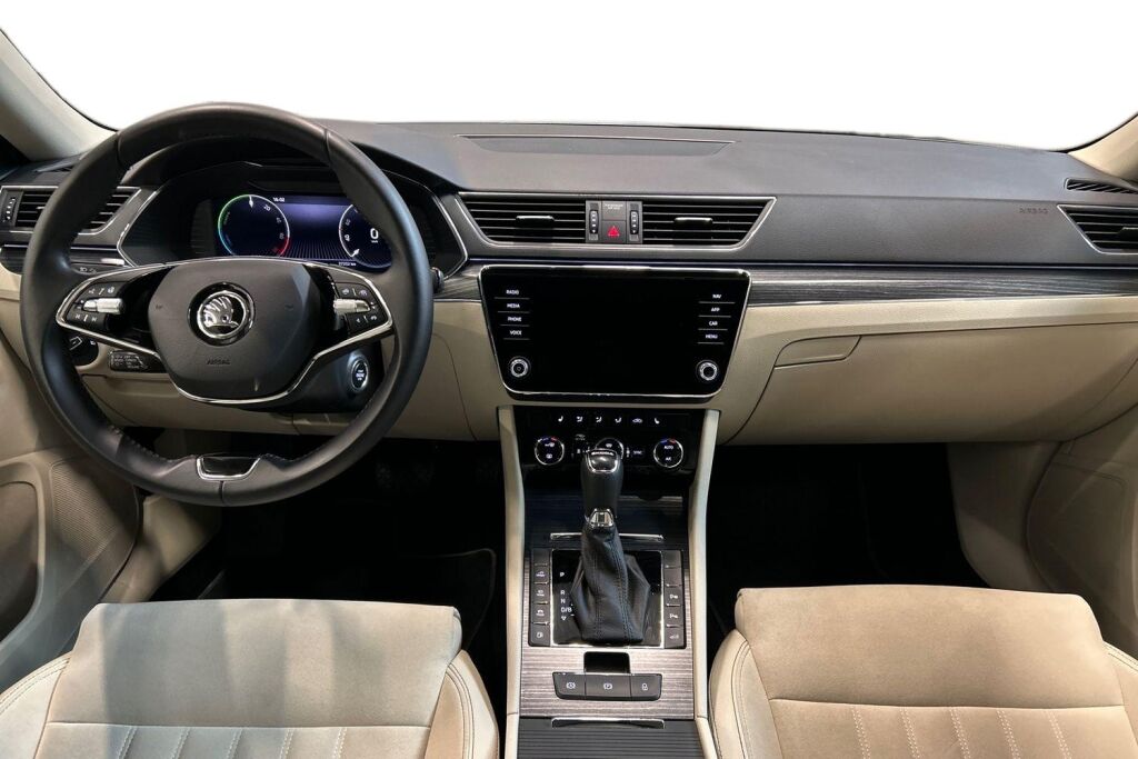 Skoda Superb 2023 1.4 TSI PHEV Style iV DSG Autom.