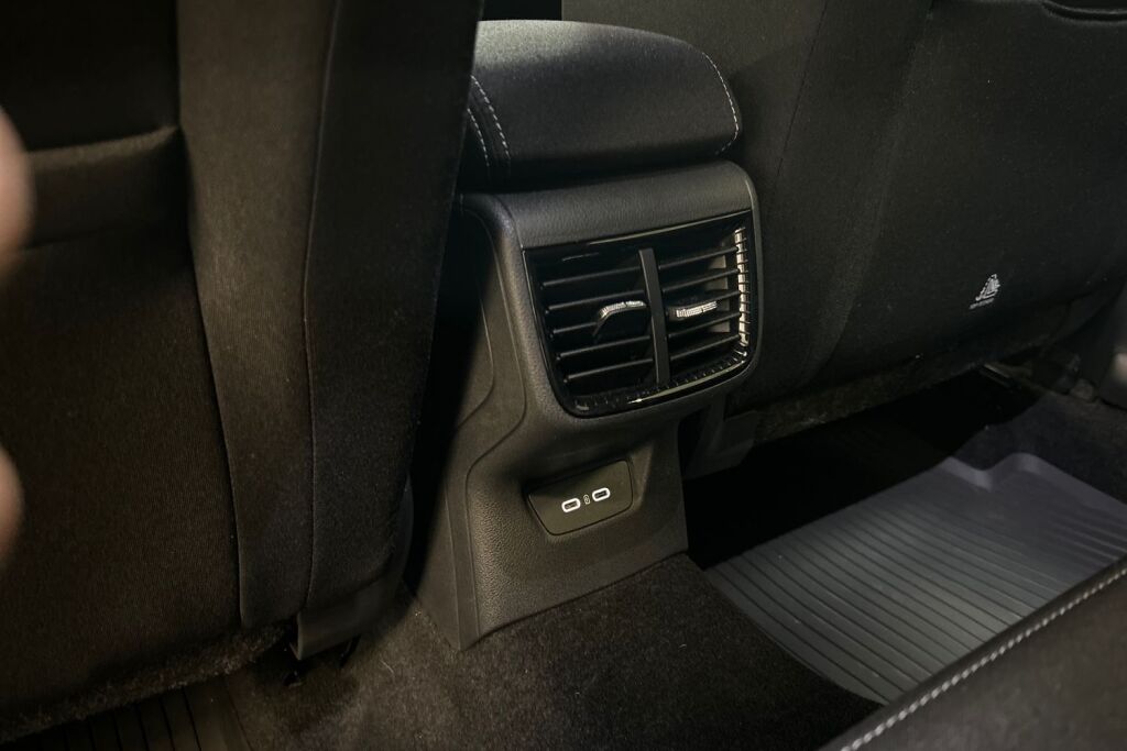 SKODA FABIA 2024 1.5 TSI Ambition DSG Autom.