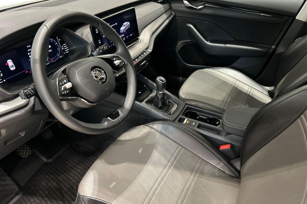Skoda Octavia 2024 1.5 TSI Ambition