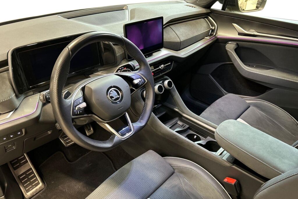 Skoda Kodiaq 2024 1.5 TSI PHEV SportLine DSG Autom.