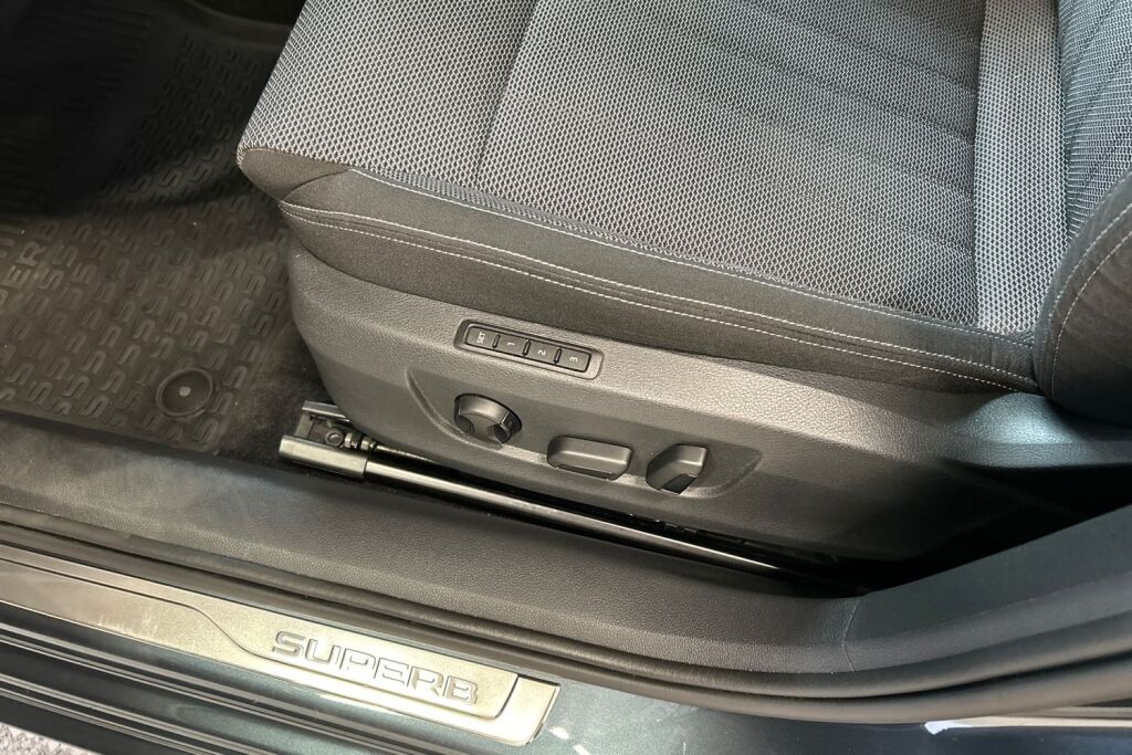 Skoda Superb 2021 Combi 1.4 TSI PHEV Style iV DSG Autom.