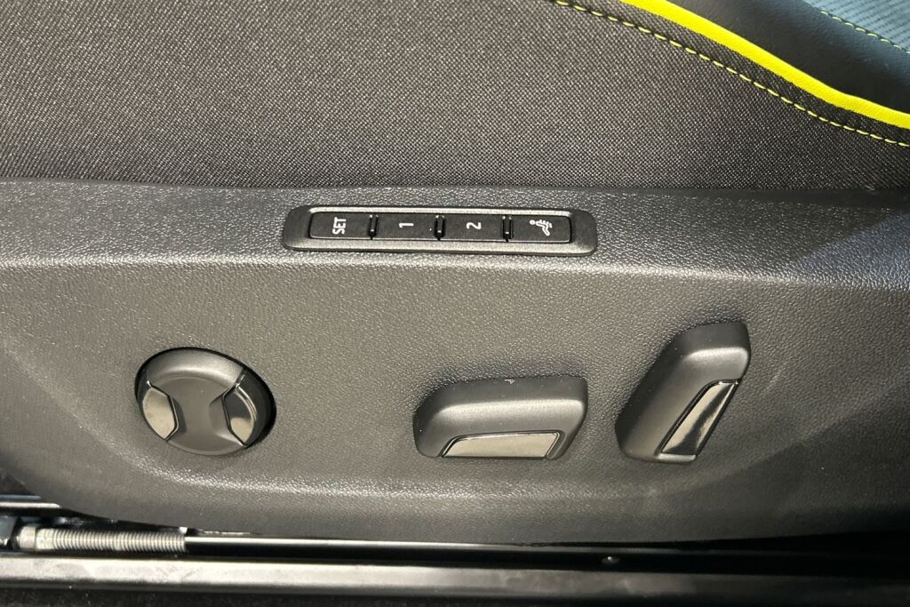 Skoda Elroq 2026 85x 4x4 RS