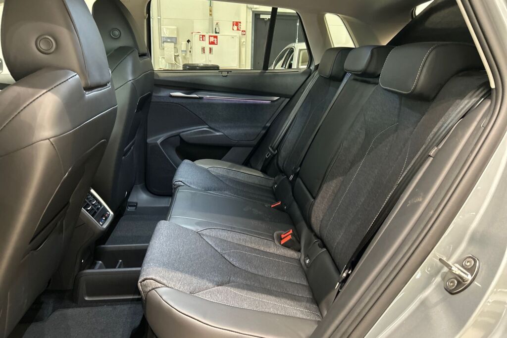 Skoda Elroq 2026 85x 4x4 Style