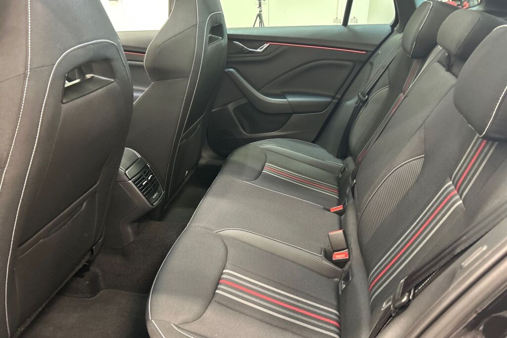 Skoda Kamiq 2026 1.0 TSI 116 Monte Carlo DSG Autom.