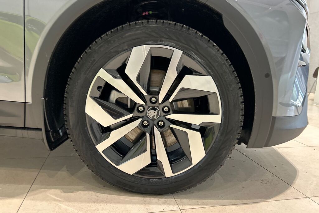 Skoda Elroq 2026 85x 4x4 RS