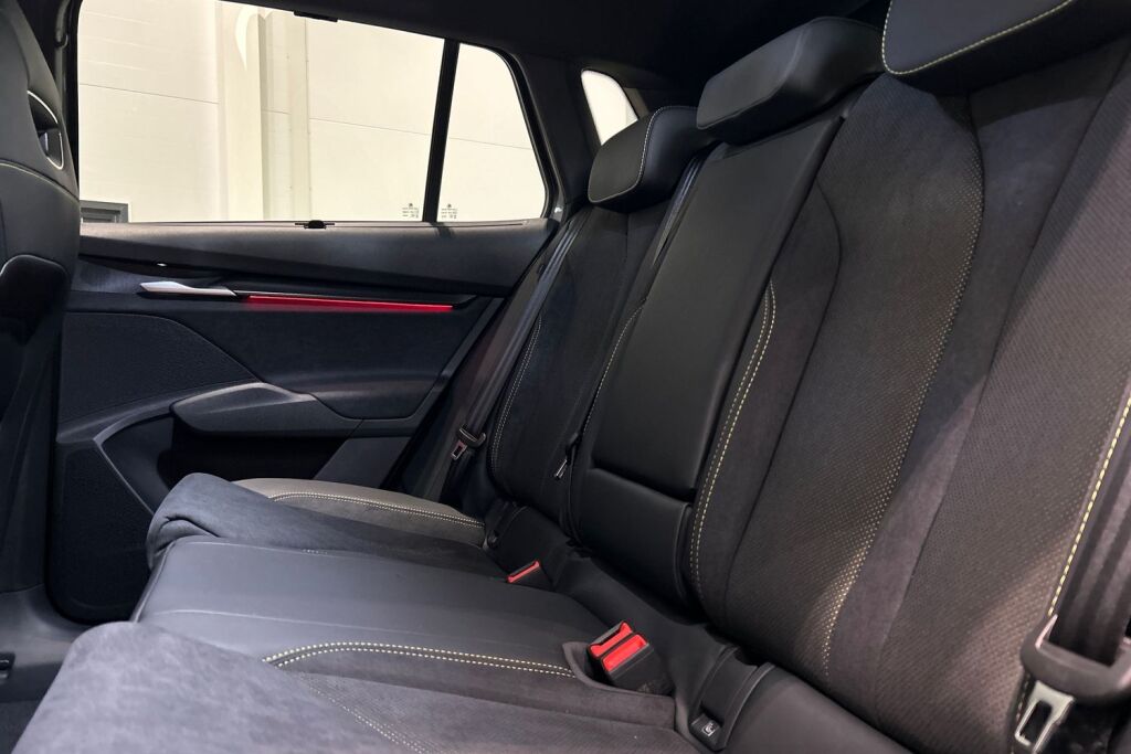 Skoda Elroq 2026 85x 4x4 RS