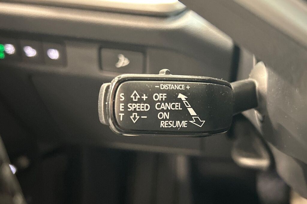 Skoda Enyaq 2026 Coupé 85x 4x4 Style