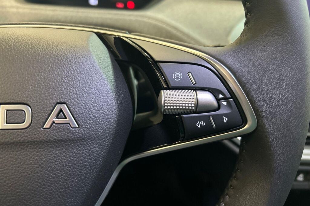 Skoda Enyaq 2026 Coupé 85x 4x4 Style