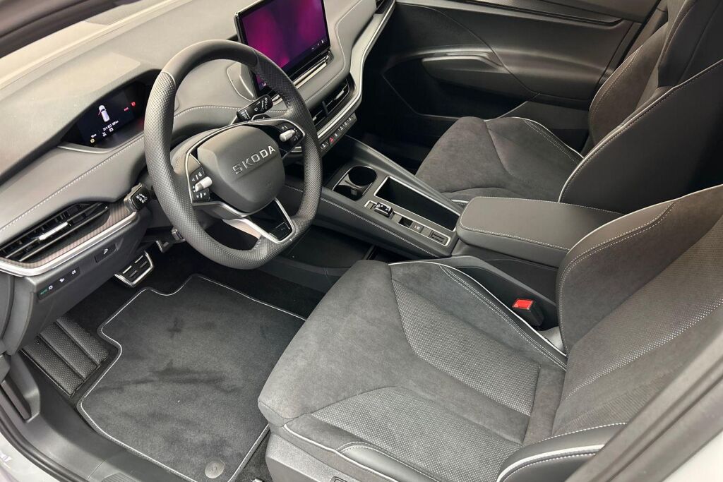 Skoda Enyaq 2025 85 SportLine