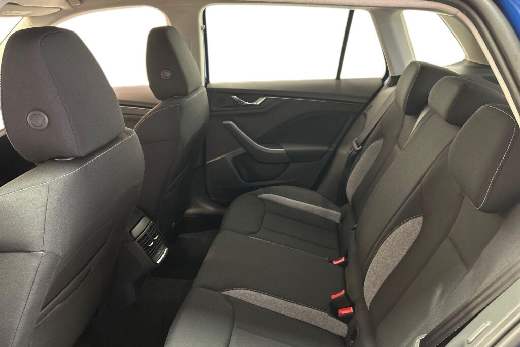 Skoda Kamiq 2025 1.0 TSI 116 Selection DSG Autom.