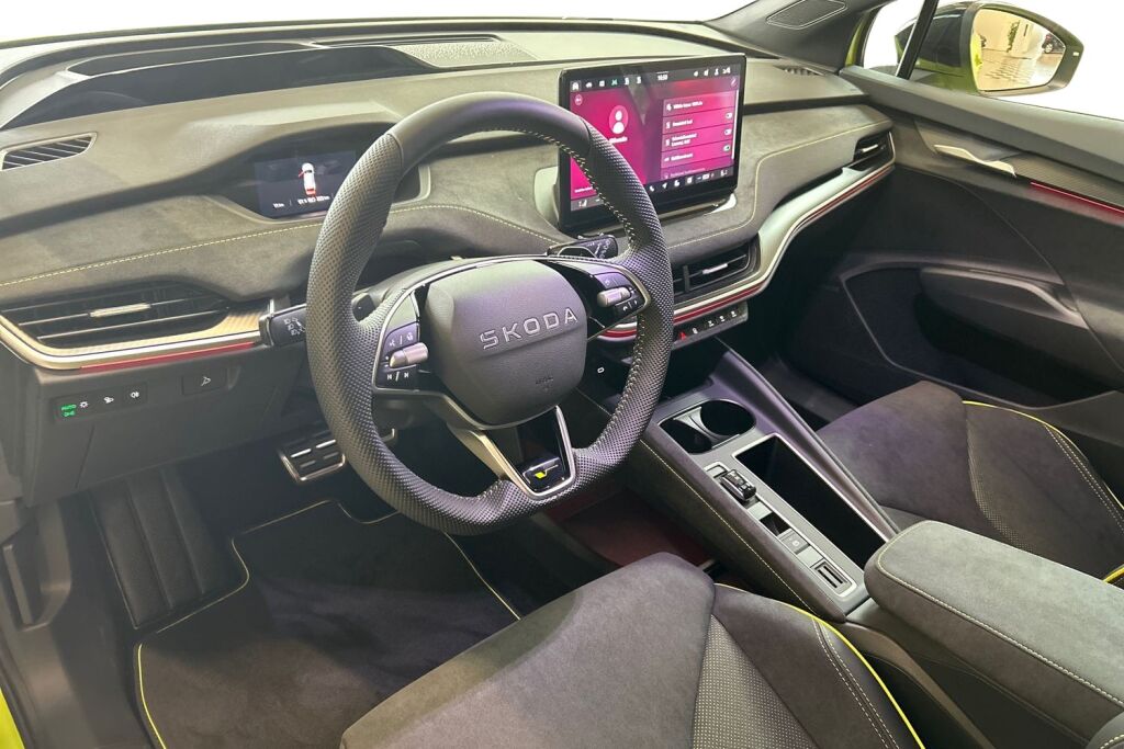 Skoda Enyaq 2025 85x 4x4 RS