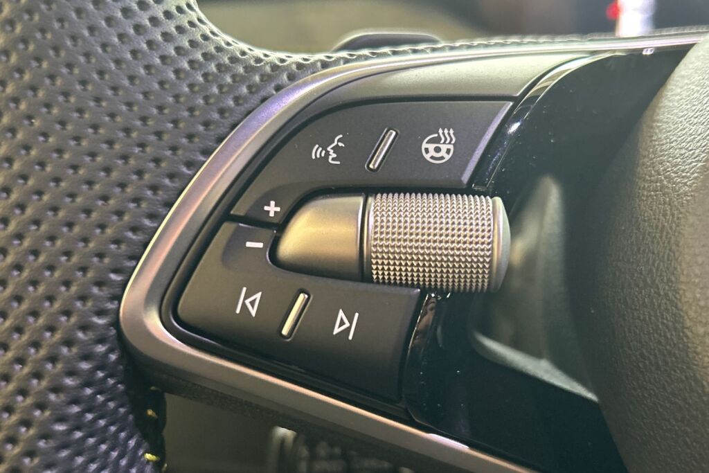 Skoda Enyaq 2025 85x 4x4 RS