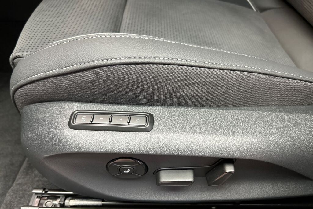 Skoda Superb 2026 1.5 TSI PHEV SportLine Explore DSG Autom.