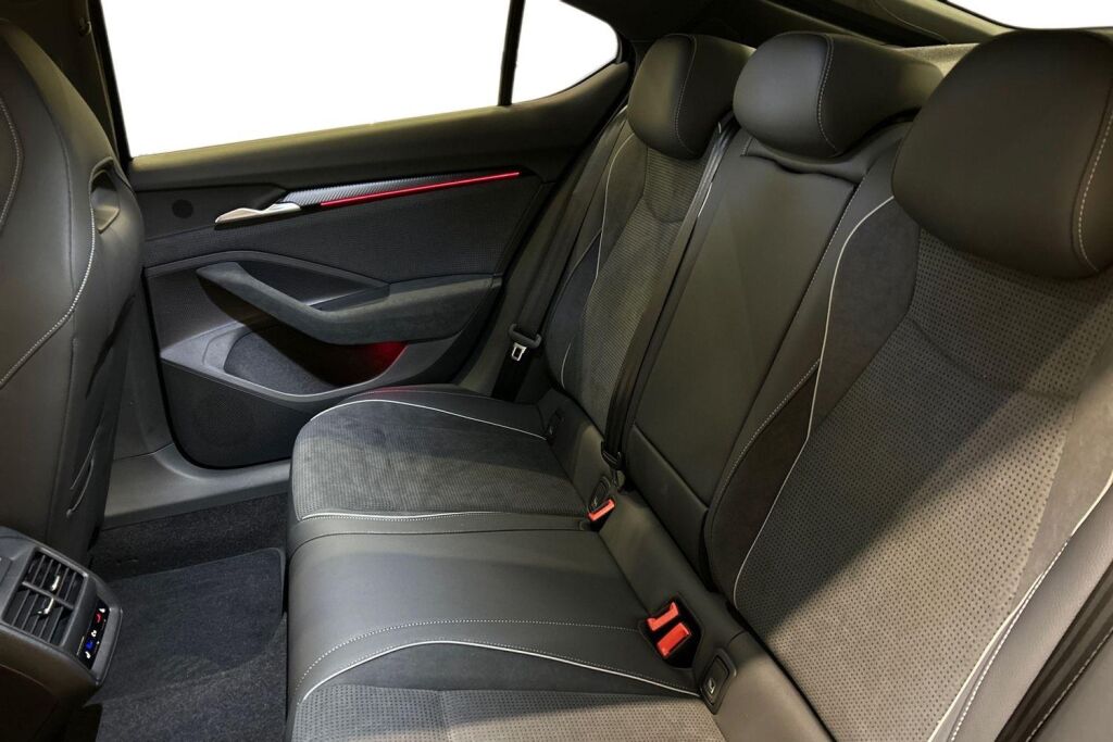 Skoda Superb 2026 SUPERB Sedan (AA) 5ov 1498cm3 A